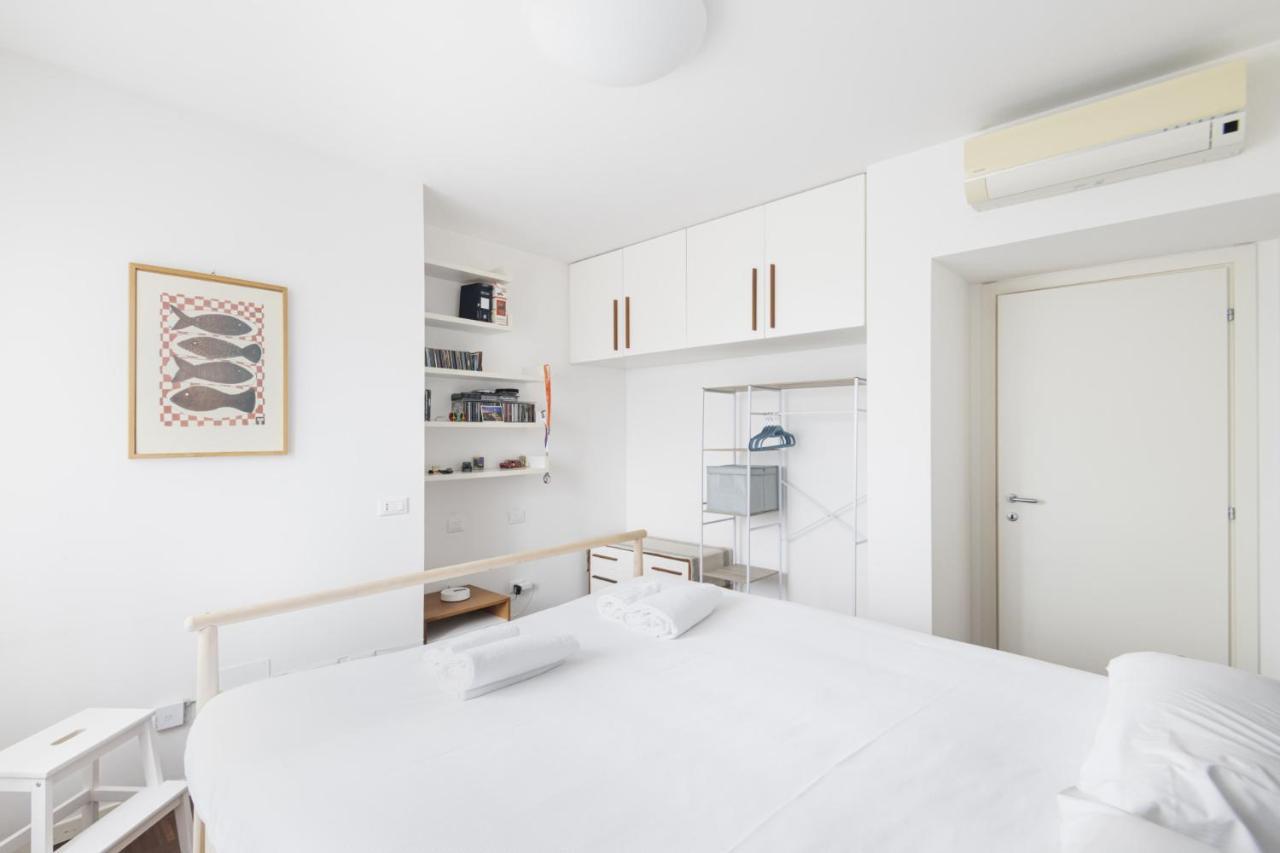 Easylife - Accogliente Dimora Con Balcone Apartamento Milão Exterior foto